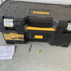 Dewalt Mobile Tool Box