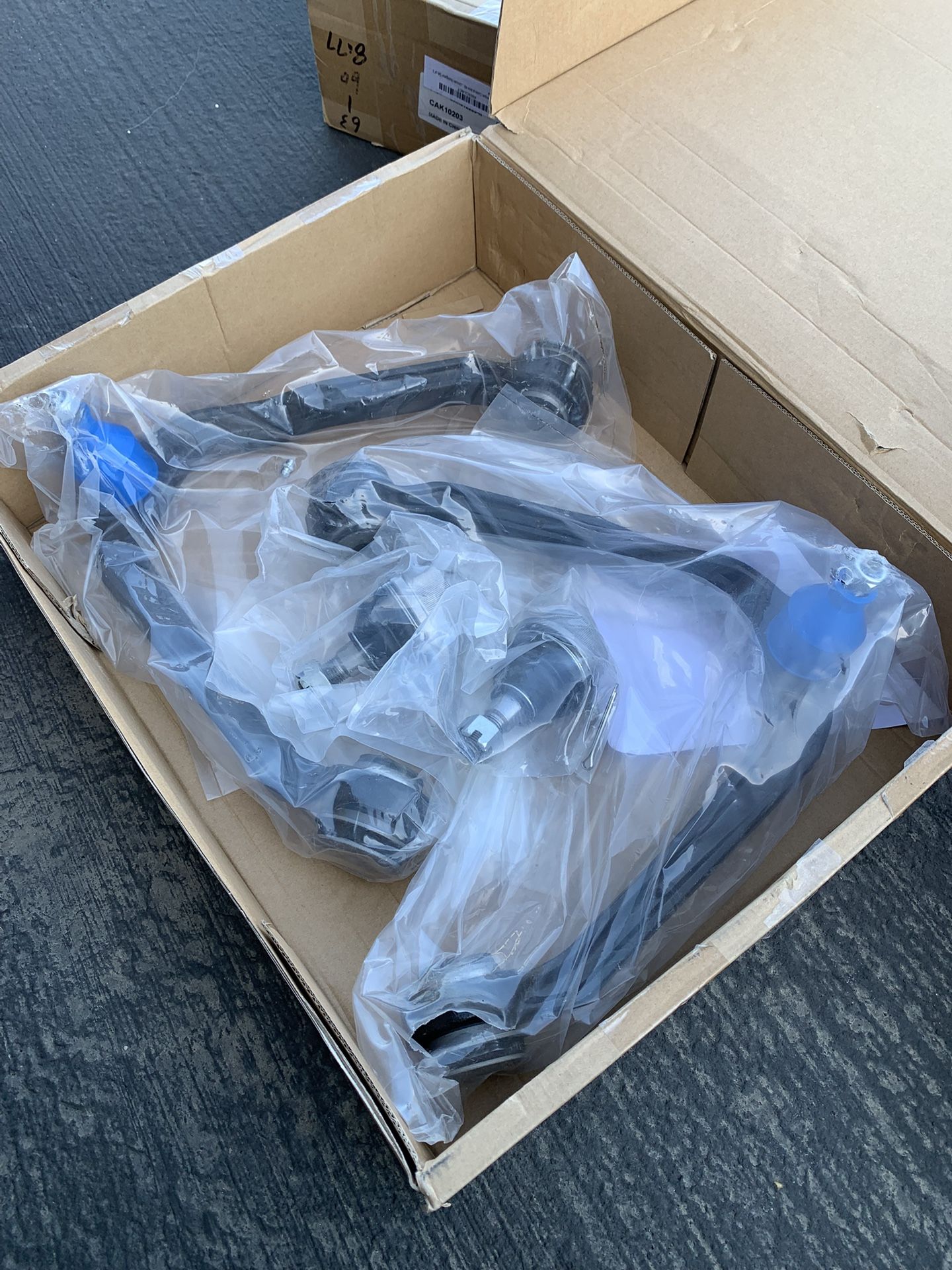 4 PCs Front Suspension Kit Upper Control Arm Ball Joint Compatible Silverado Tahoe Suburban Cadillac GMC