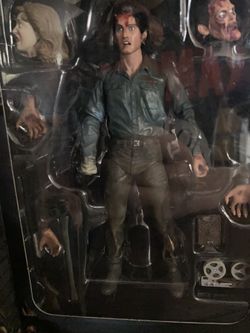 Neca Ultimate Evil Dead 2 Ash