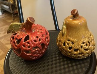 Apple and Pear Decoration