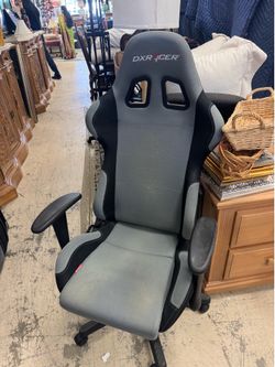 Game chair