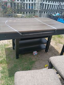 Selling my table need to sell asap