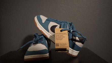 Nike Dunk Low SE Next Nature Rift Blue- Size 10