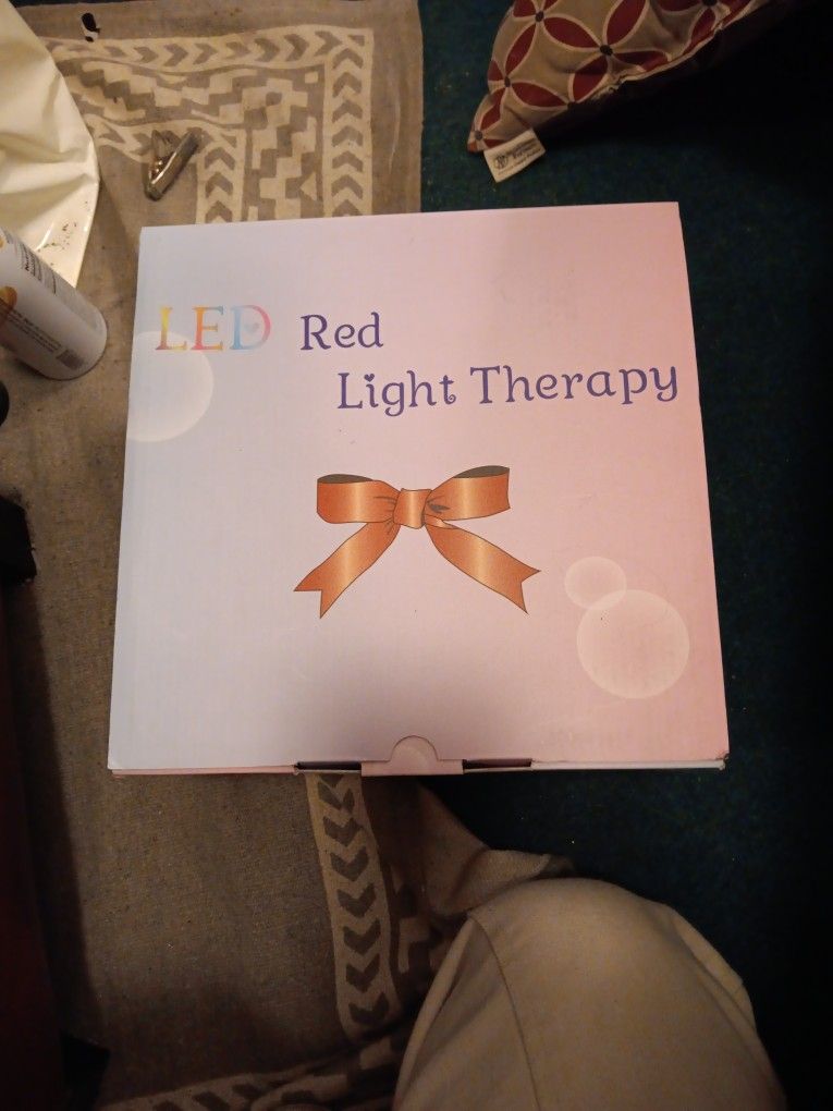 Telescopic Red Light Therapy Light