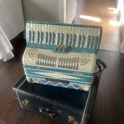 Accordion De Teclas A.Butti &son