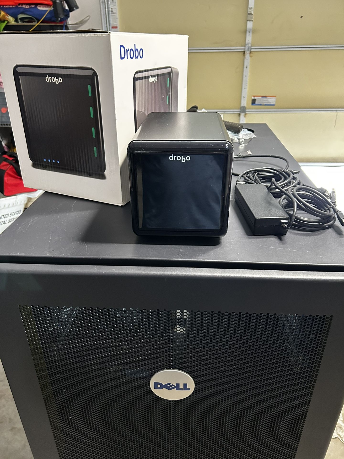 Drobo USB NAS 4 Drive - Supports 8TB