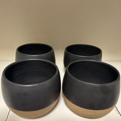 Ceramic mugs 
