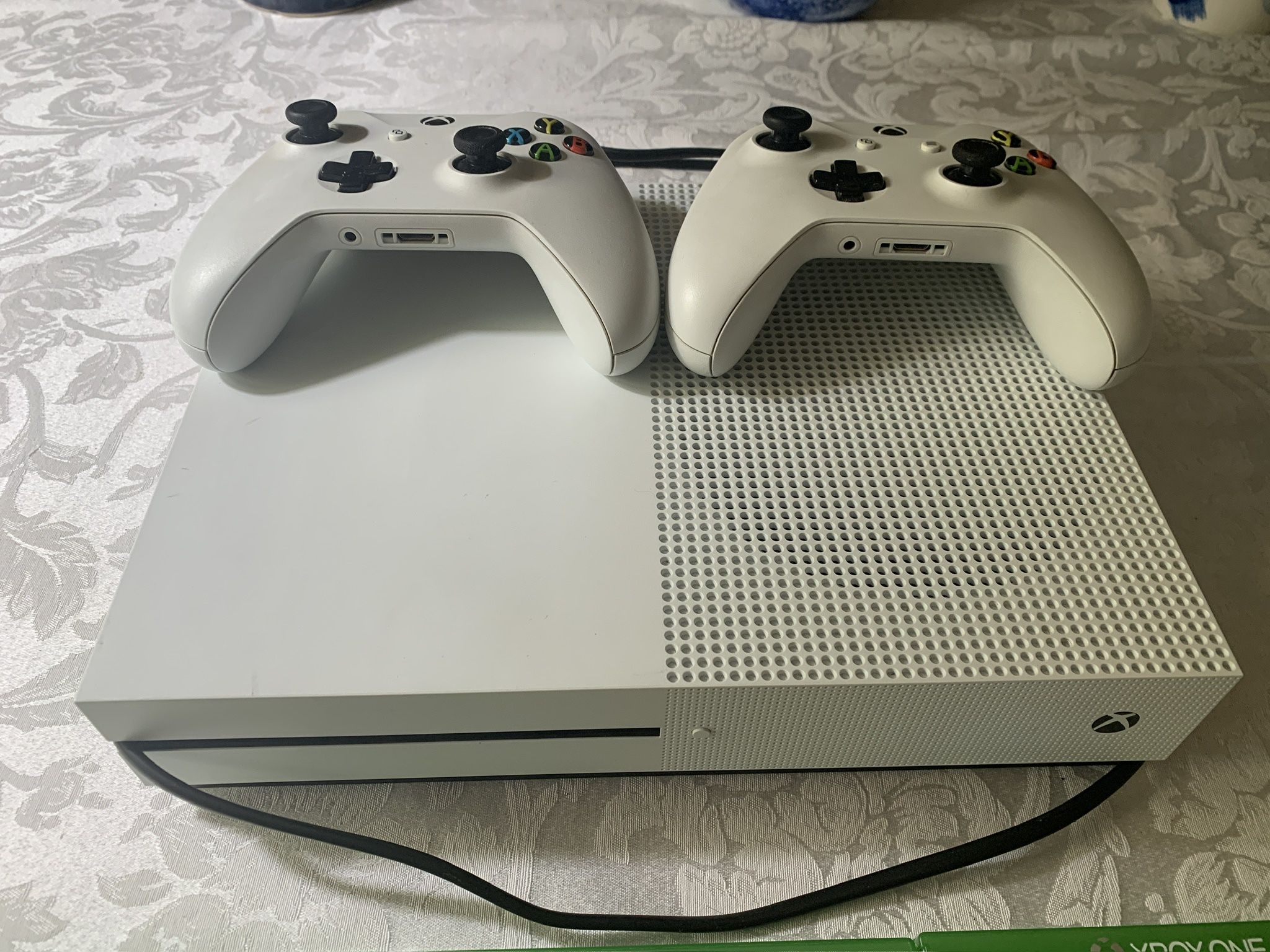 Xbox One With 2 Controllers And 3 Games