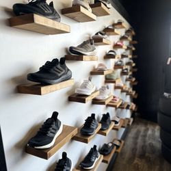 Vans Converse, Adidas, Nike, Wolverine Uggs Reebok Everything Must Go Through Closing 50+70 % Off 
