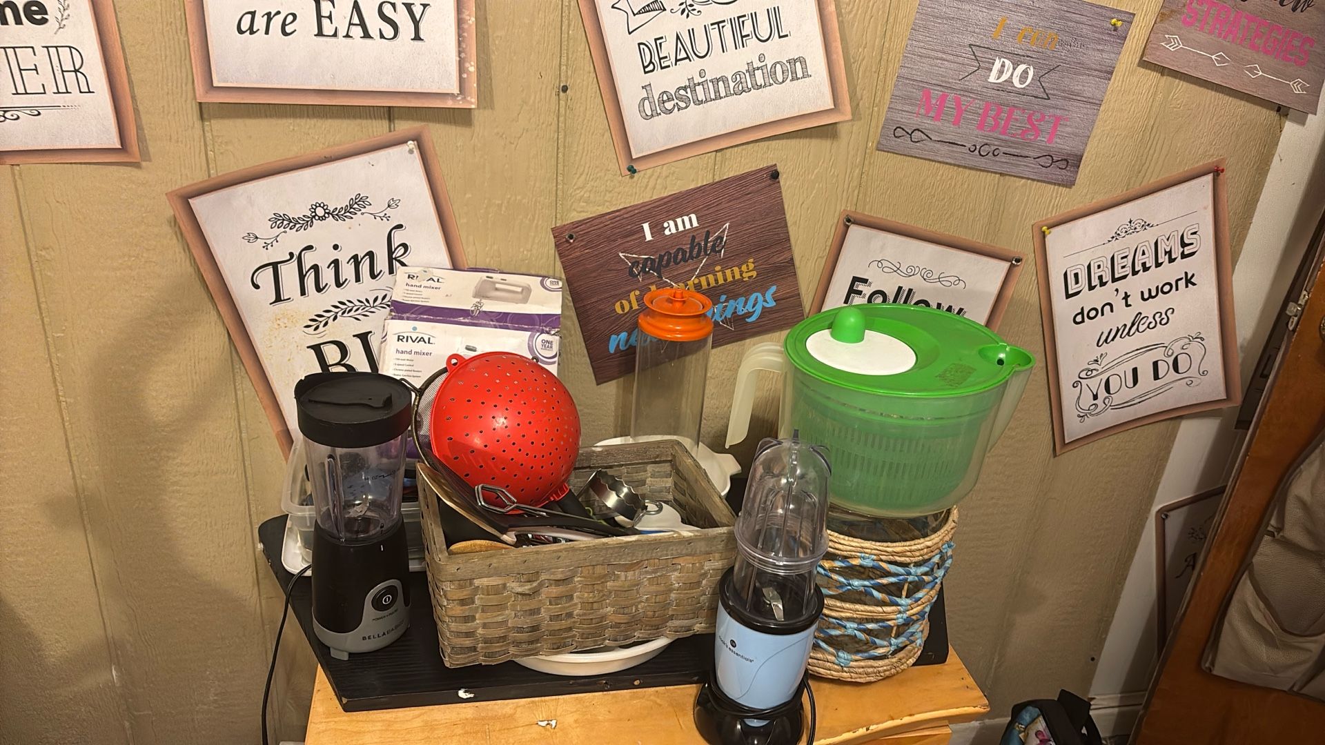 Kitchen Gadgets, Dishes, Light Bulbs All Kinds Of Things Moving Must Sell