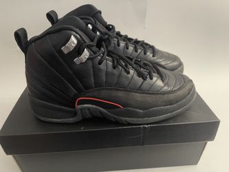 Air Jordan 12 Retro, Size 5.5 Youth