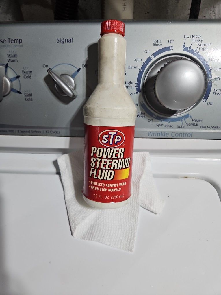 Poweristeerig Fluid