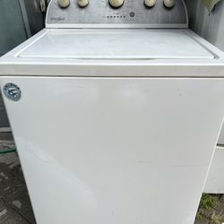 Whirlpool Washer In Excellent Condition, Azusa 