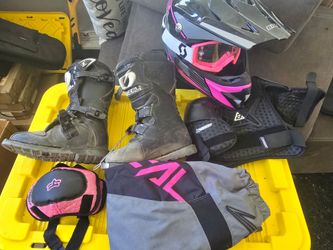 Girls dirt bike gear