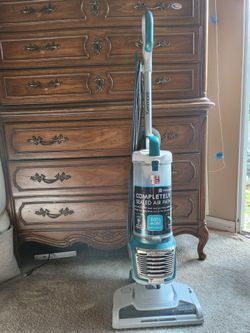 KENMORE VACUUM CLEANER 