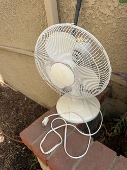 White Desktop Electric Fan