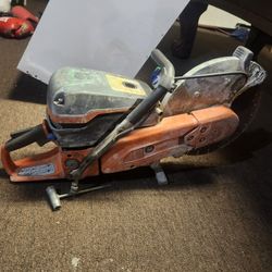 Concrete saw. Huskavana