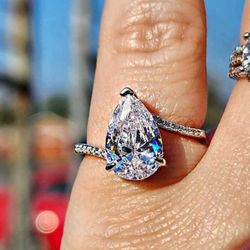 Sterling Silver Teardrop Cut Crystal Ring