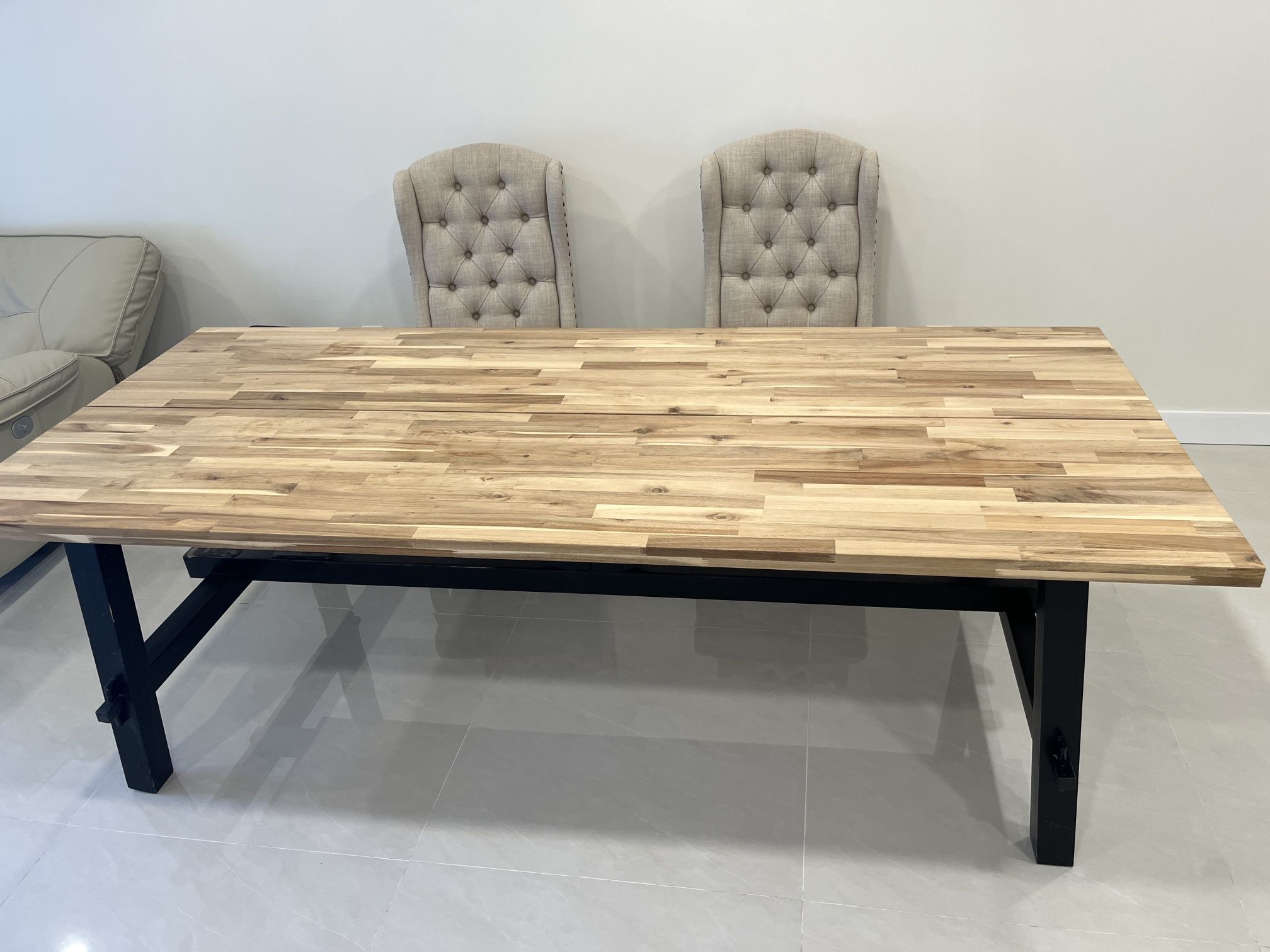 Ikea SKOGSTA Dining table