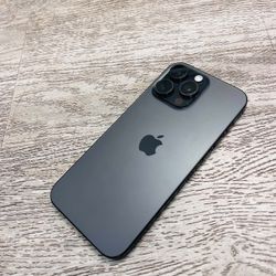 iPhone 15 pro max 1TB $50 DOWN