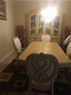 Dining room set