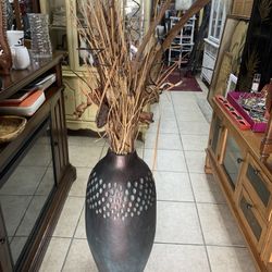 Pier one imports, flower vase