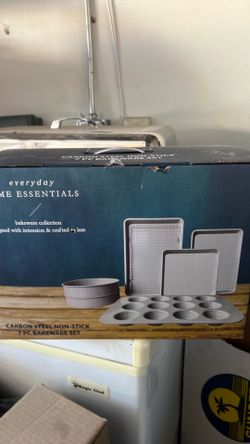 7 piece non stick bakeware set