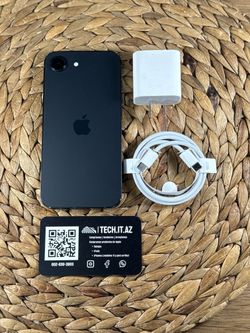 📱 iPhone 16e | 128GB | Black | Unlocked (Any Carrier)