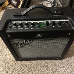 Fender Mustang I Guitar Amplifier With Power Cable