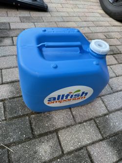 aquarium water jug