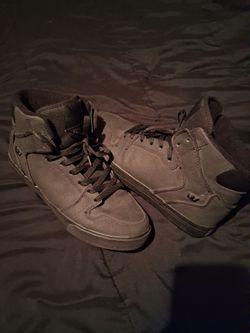 Supra vaider shoes  9.5