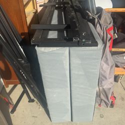 BRAND NEW BOX SPRINGS (King) 