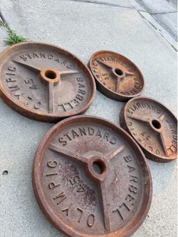 Vintage Skinny Script Olympic Weights