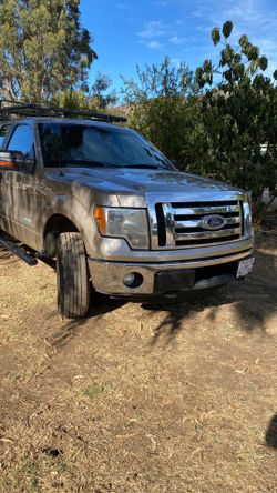 2011 Ford E-150