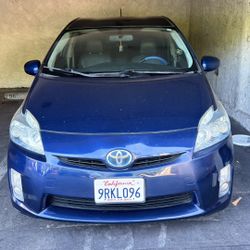 Toyota prius 2010