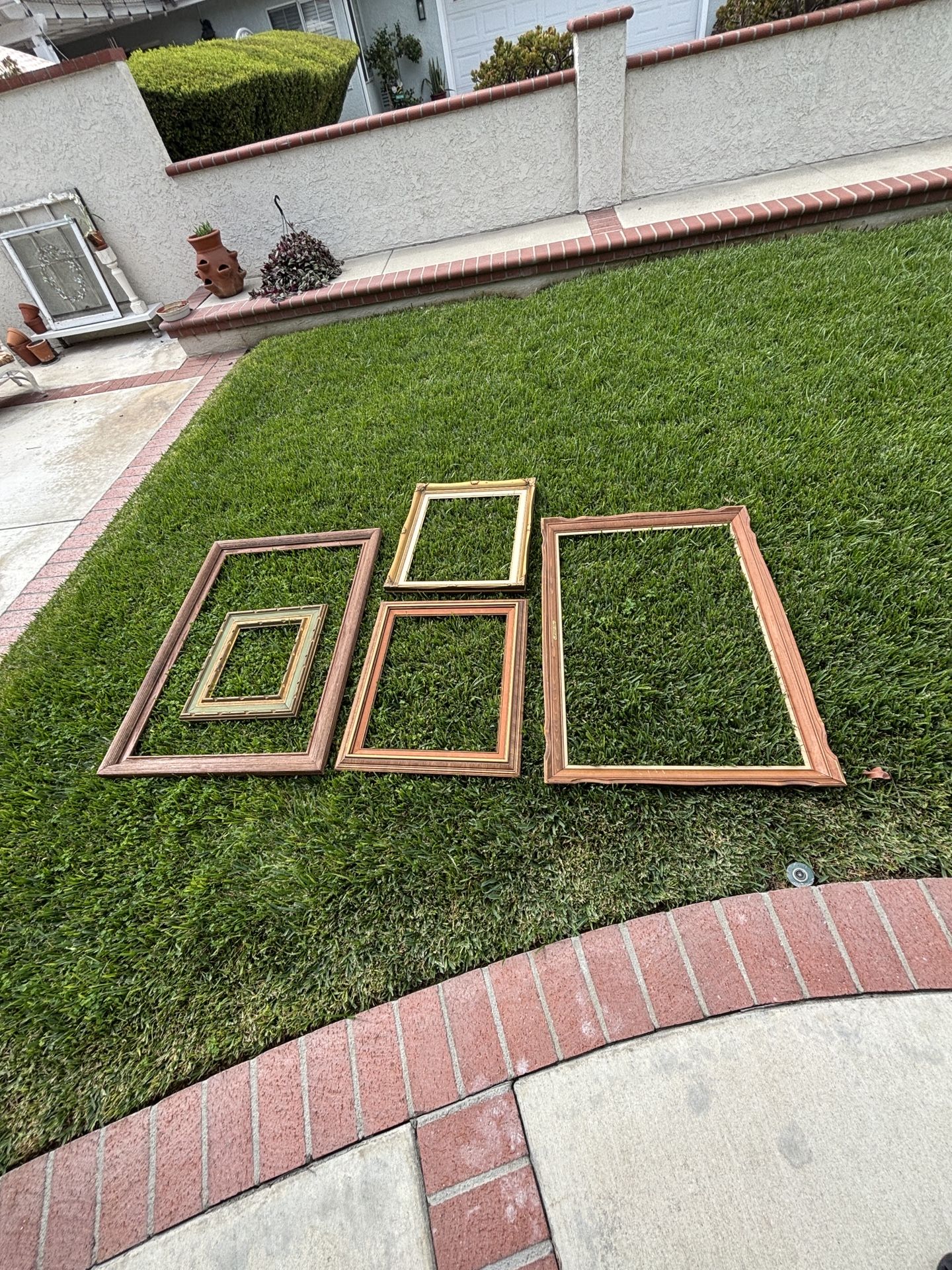 Assorted Vintage Frames