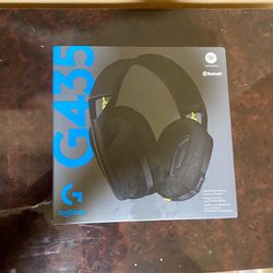 Logitech - G435 Wireless Gaming Headset