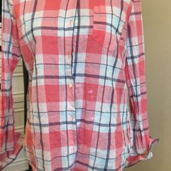 Old Navy Platted Shirt  Size M