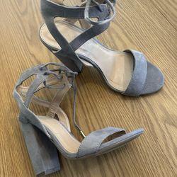 Gray Sandals With Block Heels - Size 7