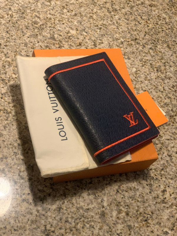 Louis Vuitton Monogram Damier Passport Holder for Sale in Scottsdale, AZ - OfferUp