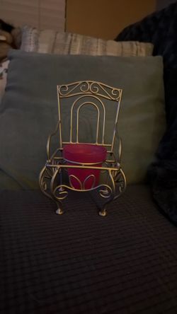 Chair tea light candle holder