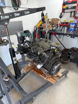 1992 ford i6 300ci fuel injected motor only