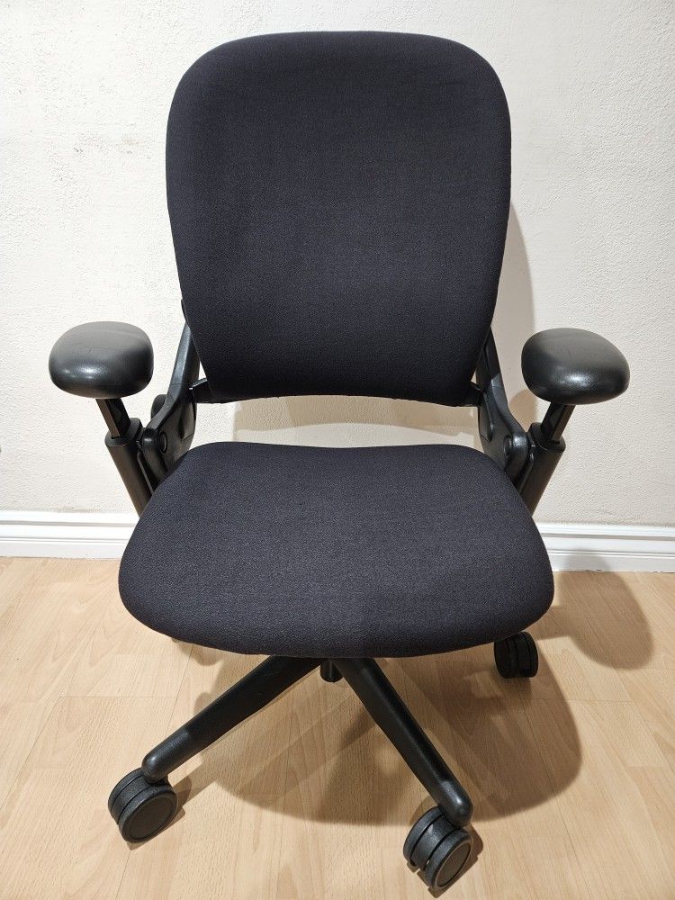 Steelcase Leap v1 Office Chair