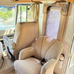 2003 Four Winds Hurricane Rv  OR BEST OFFER!!