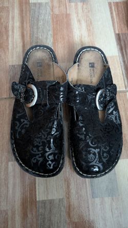 White Mountain Shoes. 7