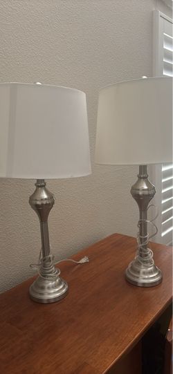 Table lamps set