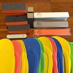 Pairs of Foam Pedicure Slippers (12) and Nail Files/buffers (26) *New