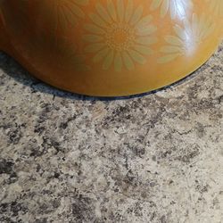 Vintage Pyrex Medium Sunflower Bowl