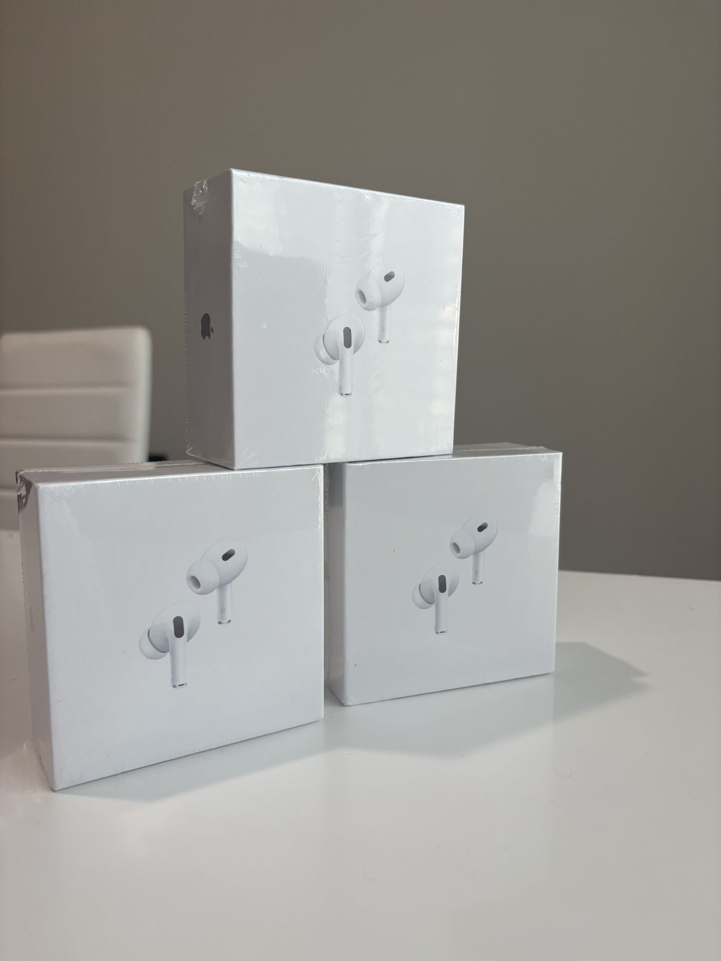 AirPods Pro 2 2nd Generation Active Noise Cancelling In-Ear Earphones