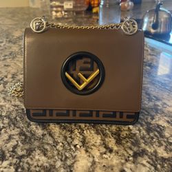 Cross Body Fendi Purse